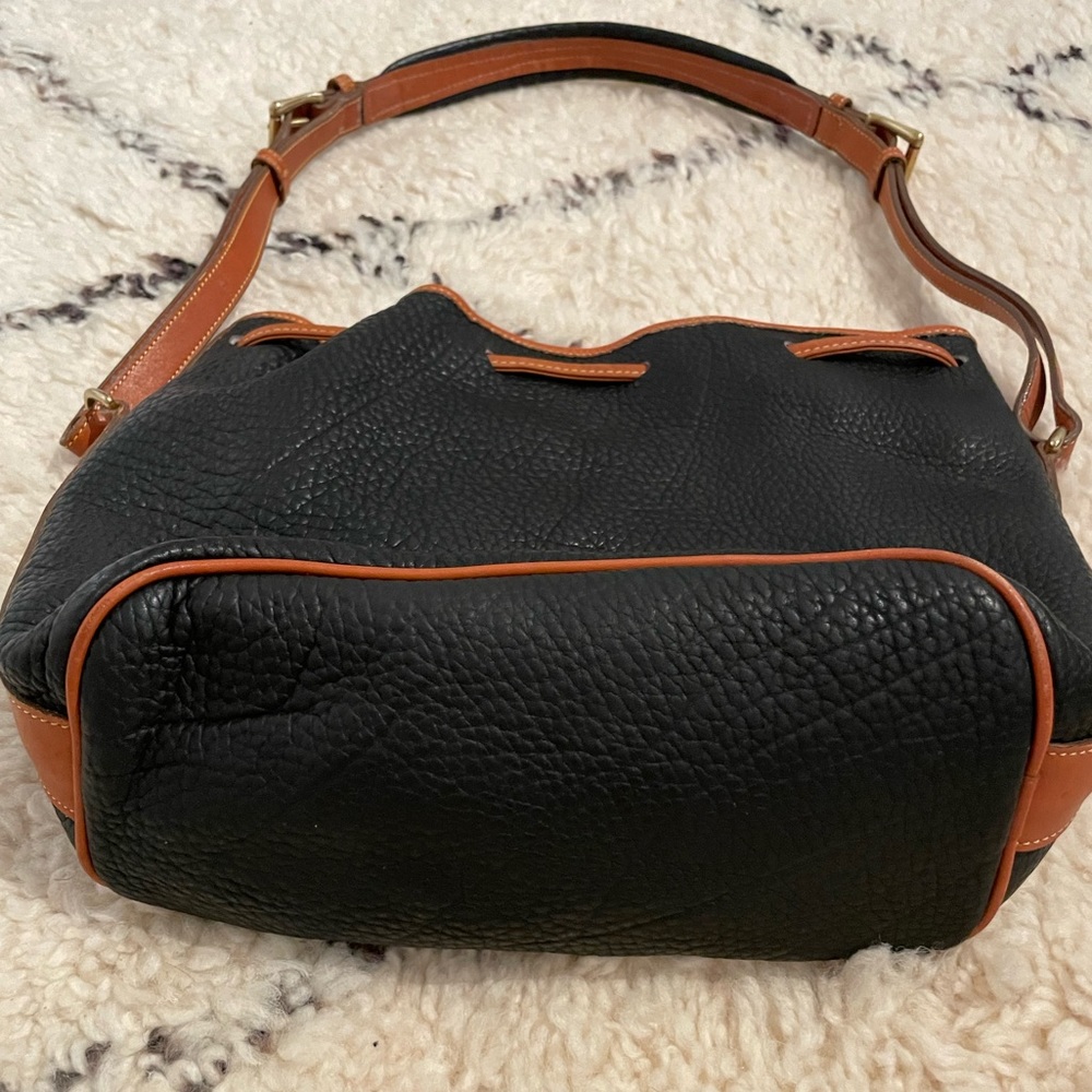 Vintage Dooney and Bourke Purse - Picture 5 of 6